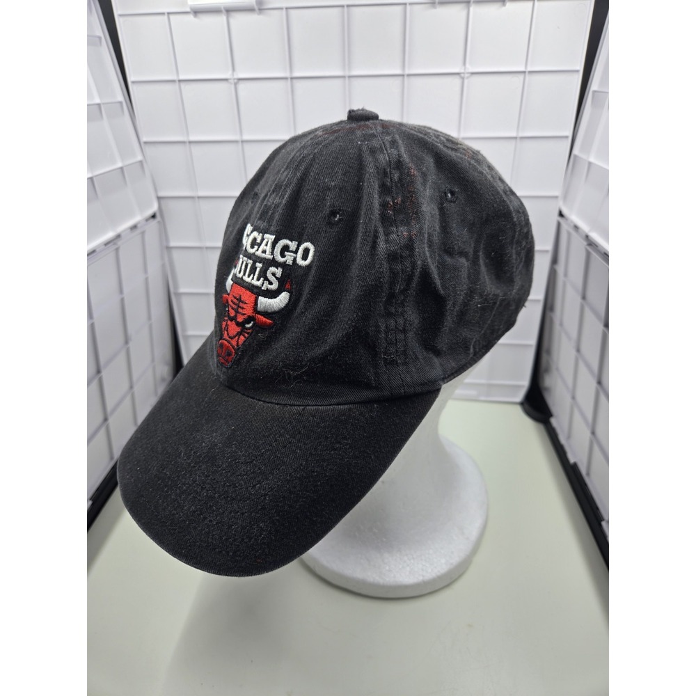 Vintage Chicago Bulls Hat Black & Red Snapback 90's NBA Basketball